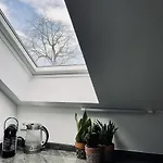 Jz Loft With Parking And Self Check In Apartman *