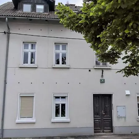 Jz Loft Ljubljana With Parking And Self Check In Apartman *