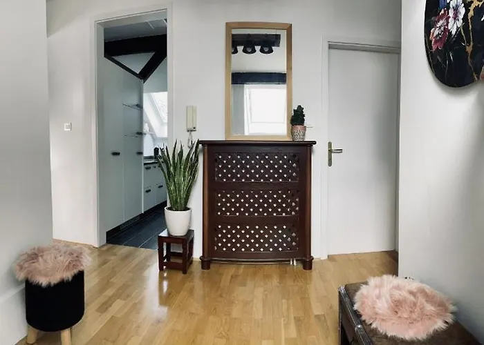 Jz Loft With Parking And Self Check In * לובליאנה